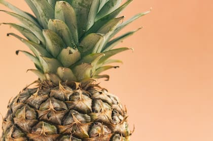 La bromelina del ananá tiene propiedades antiinflamatorias y mucolíticas