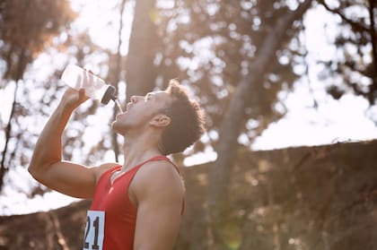 La buena hidratación ayuda a prevenir el golpe de calor