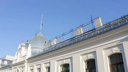 La cadena Britannia recibió apenas una estrella de cinco en los baños, y dos estrellas en otras siete categorías, como la limpieza, el servicio al cliente y la relación calidad-precio (Foto: Captura de video)