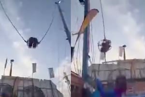 Se cortó la cuerda de una tradicional atracción de la Feria de Sevilla
