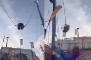Se cortó la cuerda de una tradicional atracción de la Feria de Sevilla