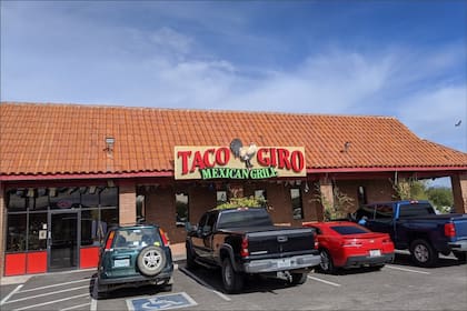 La cadena de restaurantes mexicanos cerró siete de sus sucursales en Arizona tras perder el 10% de sus empleados