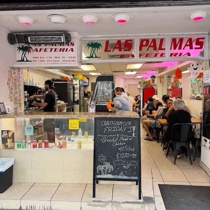 La cafetería enfrentó este año gastos que no pudo solventar y por eso sus dueños decidieron cerrar sus puertas (Instagram/@palmasmiami)