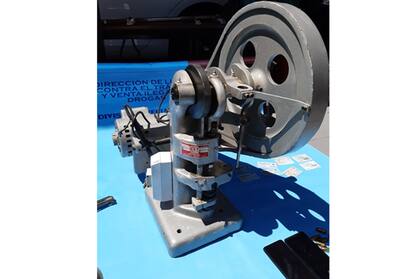 La máquina con la que, según los investigadores, se podían producir 4000 pastillas de droga por hora