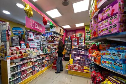 La caída en la venta de cigarrillos y chicles también contribuyó al derrumbe
