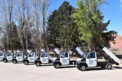 La caja de Tita permite cargar hasta 500 kg y se abre de tres lados.
