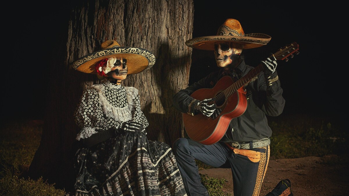 Calaca Rumberonas Qué es una calaca: por qué se relaciona con el Día de Muertos y las ...