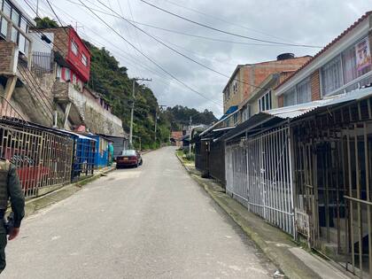 La calle 4 en el barrio Bolivar 83