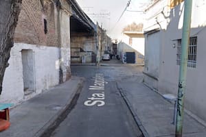 Esta es la calle más angosta de Buenos Aires que pocos conocen y mide menos de 1,5 metros de ancho