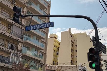 La calle Thompson, en su intersección con Directorio