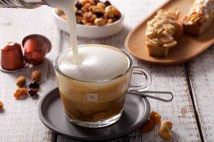 La Cámara Argentina del Café reveló que 8 de cada 10 argentinos toman café con leche diariamente