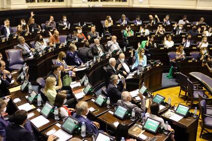 La Cámara de Diputados bonaerense, el 28 de diciembre de 2021, al aprobar una nueva reelección para los intendentes