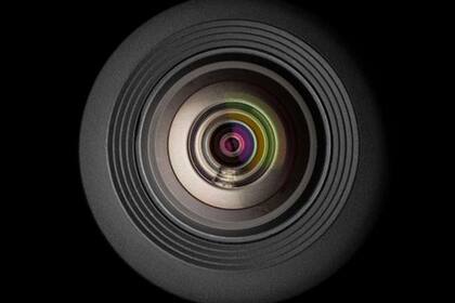 La cámara de un smartphone es como un ojo: ve todo lo que tiene enfrente