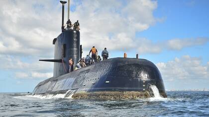La cámara hiperbálica, en la escuela de buceo, es el primer gran filtro