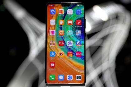 Huawei contaba con su propia línea de procesadores Kirin con un diseño basado en tecnología estadounidense, y por este motivo el nuevo teléfono de la serie Mate será el último en utilizar este modelo