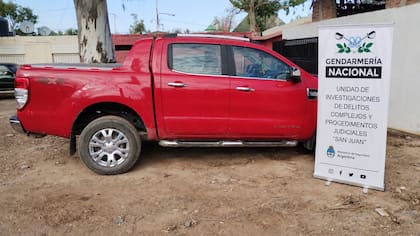 La camioneta en la que llevaban cautiva a la menor liberada en Caucete, San Juan