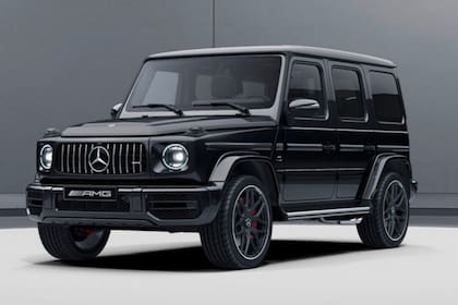 La camioneta Mercedes-Benz G-Wagon tiene un motor V8 de 4.0 litros que desarrolla 422 caballos de fuerza