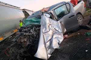 La camioneta que chocó contra el tren era una Hilux