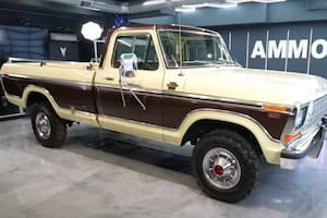 La camioneta se encuentra casi en estado virgen