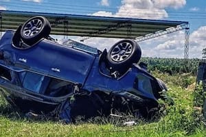 Perdió el control de la camioneta y volcó en la ruta 14: un muerto