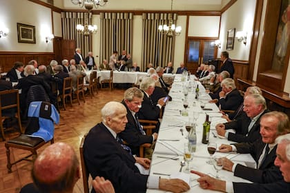 La camiseta de CUBA, presente en la cena de los campeones de 1965