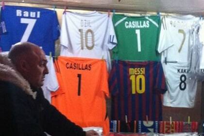 La camiseta de Messi en las tiendas del Madrid