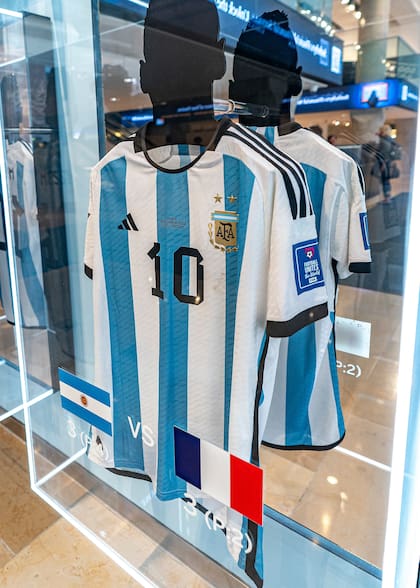La camiseta que Lionel Messi vistió en el primer tiempo de la final contra Francia