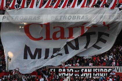 La campaña "Clarín Miente"