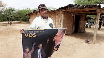 La campaña electoral se hace ver en el pueblo, entre las necesidades de su gente