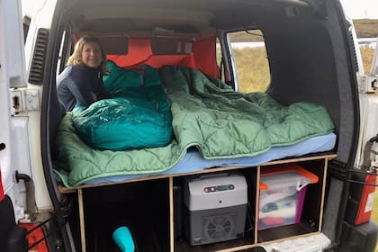 La camper en la que viajaron