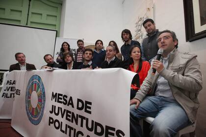 La Cámpora, el Pro y la UCR lanzan la mesa de juventudes políticas