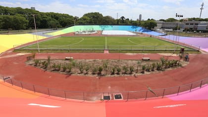 La cancha de hockey de césped