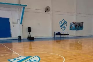 Un niño de 8 años está internado en grave estado en Quilmes: se le cayó un arco encima