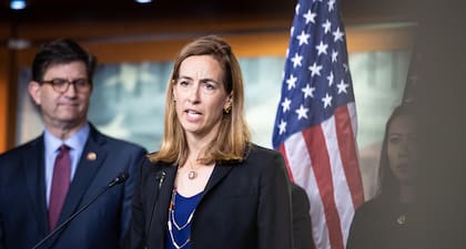 La candidata demócrata prometió ampliar los derechos de negociación colectiva de los trabajadores