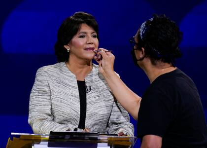 La candidata presidencial chilena Yasna Provoste representa a la ex Concertación