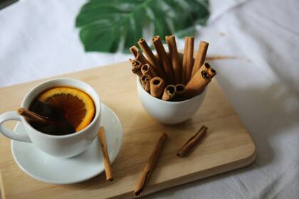 La canela es rica en hierro, calcio, zinc, potasio, selenio, vitaminas B6 (Foto de carácter ilustrativo: PEXELS)