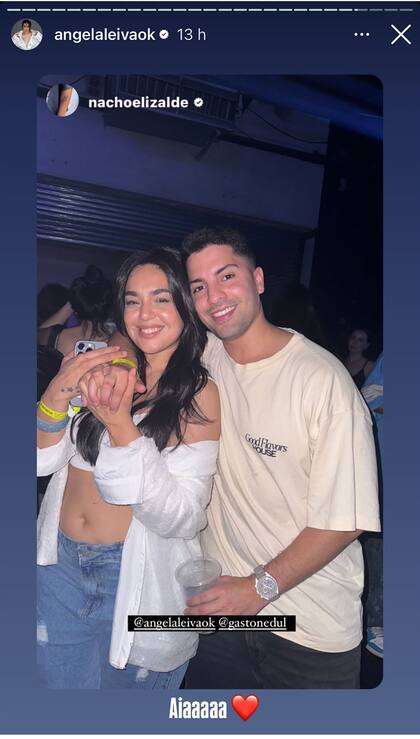 La cantante Ángela Leiva reposteó la imagen con su compañero de reality, Gastón Edul, en sus historias de Instagram: “Aiaa”, acompañado de varios emojis de corazones