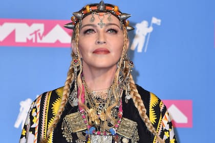 Madonna suele utilizar símbolos católicos en sus accesorios