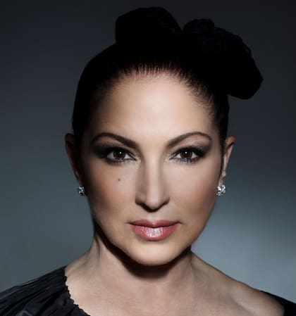 La cantante Gloria Estefan publicó su disco Brazil305