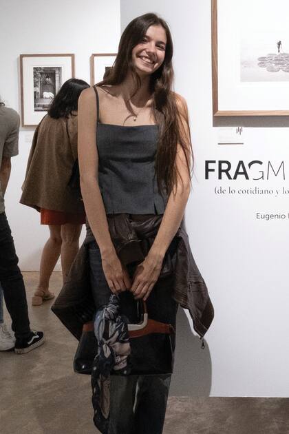 La cantante Helena
Otamendi quedó
encantada con la
muestra.