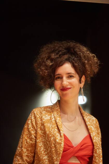 La cantante Marina Wil en los estudios Moebio.