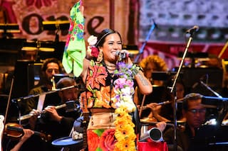 Lila Downs llevó su sincretismo al Teatro Colón
