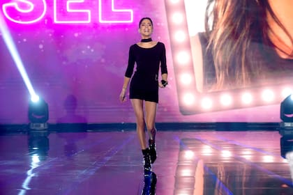 Tini Stoesel desempeñó un doble rol: jurado de "Pequeños Gigantes" y protagonista del musical de la noche