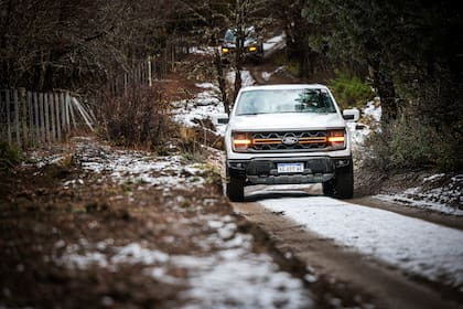 La capacidad de programar el control de descenso en pendiente permite realizar con simpleza maniobras complejas