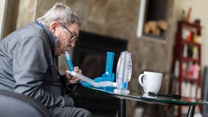 La capacidad vital forzada es el volumen máximo de aire que puedes exhalar