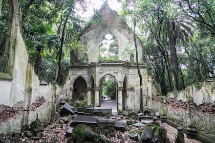 La capilla de la estancia Montelén. Un tornado la destruyó en 1974.
