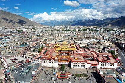 La capital de Tíbet vive un boom inmobiliario gracias a las inversiones chinas
