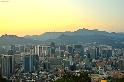 La capital surcoreana vista desde el monte "Namsan"