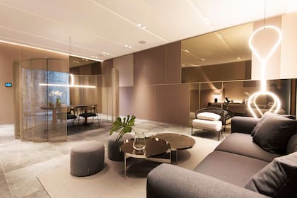 La cápsula hecha en chapa acanalada crea un sub ambiente