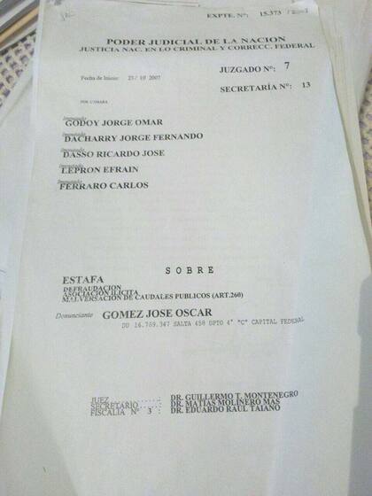 La carátula de la causa archivada, de la denuncia por defraudación, asociación ilícita y malversación de caudales públicos